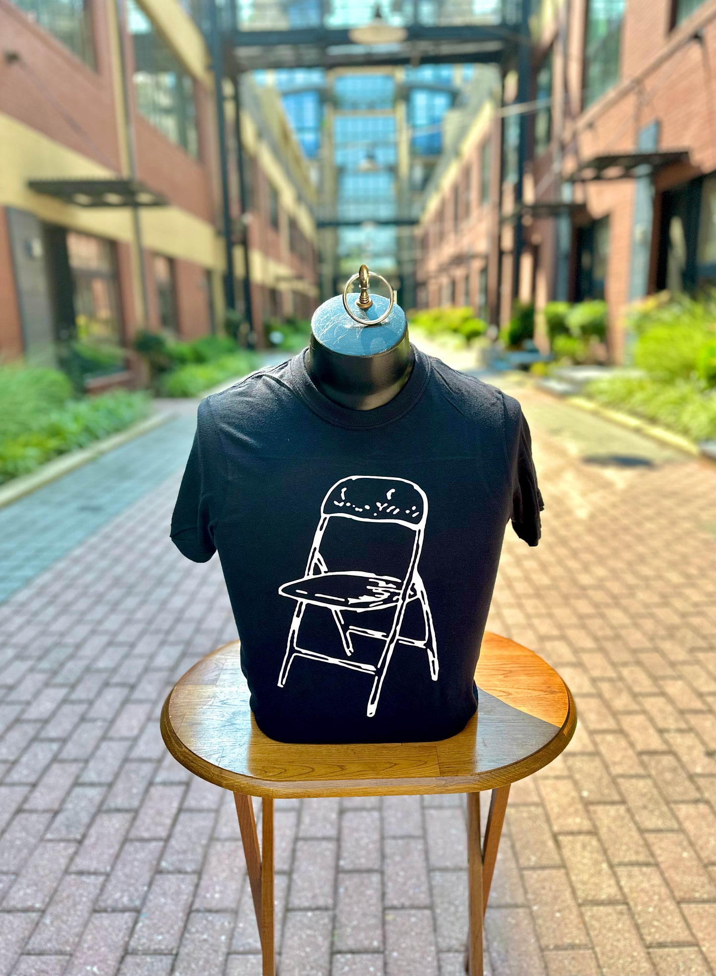 Folding Chair short-sleeve tee